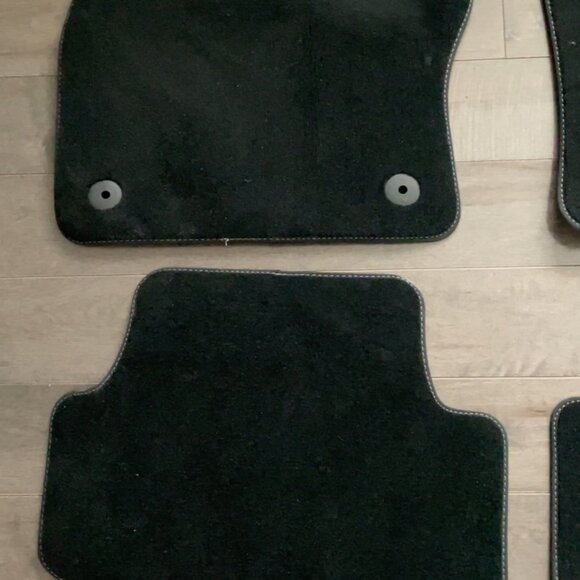 2015-2019 VW Volkswagen R GOLF Carpeted Floor Mats Genuine Original - Picture 8 of 8